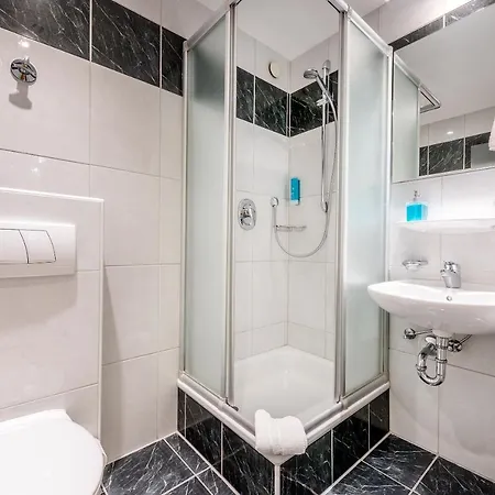 Hotel Krone 2*